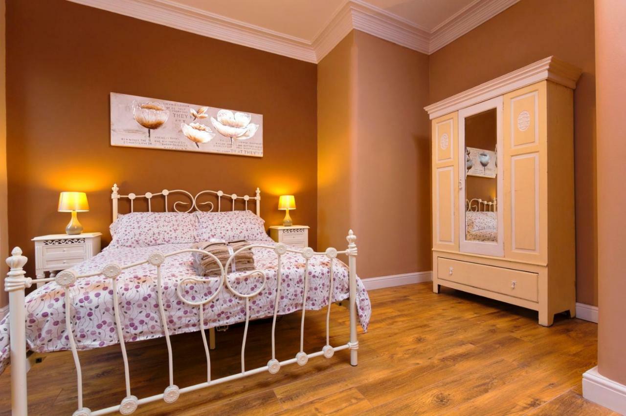 Stylish Apartment Near Royal Mile Edinburgh Exterior photo
